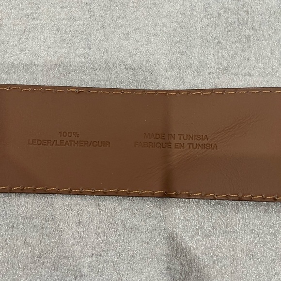 [US12] Olson Stylish Brown Leather Belt with Wooden Buckle TUN NWOT - Picture 4 of 8